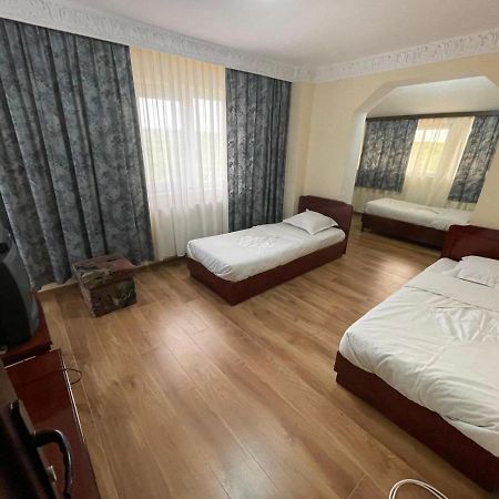 Motel Orion Obrejita Eksteriør bilde