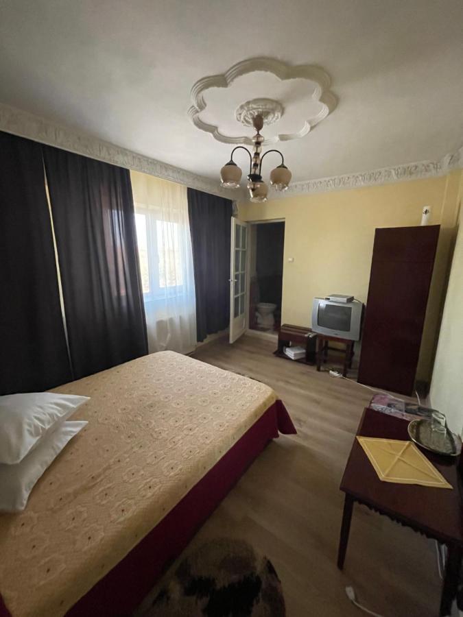 Motel Orion Obrejita Eksteriør bilde